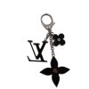 Louis Vuitton Fleur d’Epi Noir Taschenanhänger Louis Vuitton Louis Vuitton 11 Louis Vuitton Fleur d’Epi Noir Taschenanhänger Louis Vuitton Louis Vuitton 11