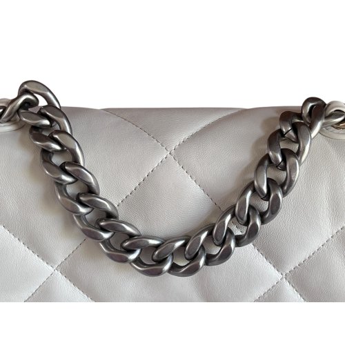 Chanel 19 Small Cream White Chanel Chanel 16