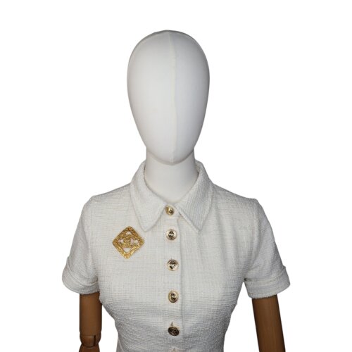 Chanel Brooch Chanel Chanel 2