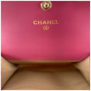 Chanel Flap Camellia Card Case Fuchsia