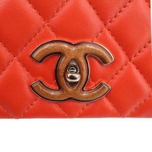 Chanel Knock on Wood Rot