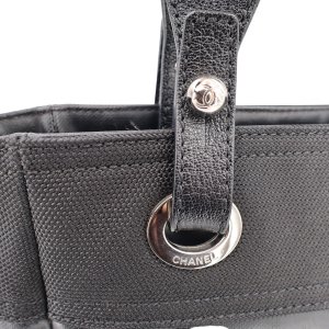 Chanel Paris Biarritz PM Tote Bag Schwarz Chanel Chanel 34