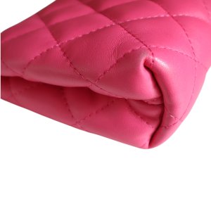Chanel Pochette Lammleder Pink