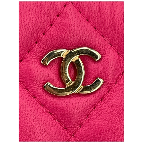 Chanel Pochette Lambskin Pink