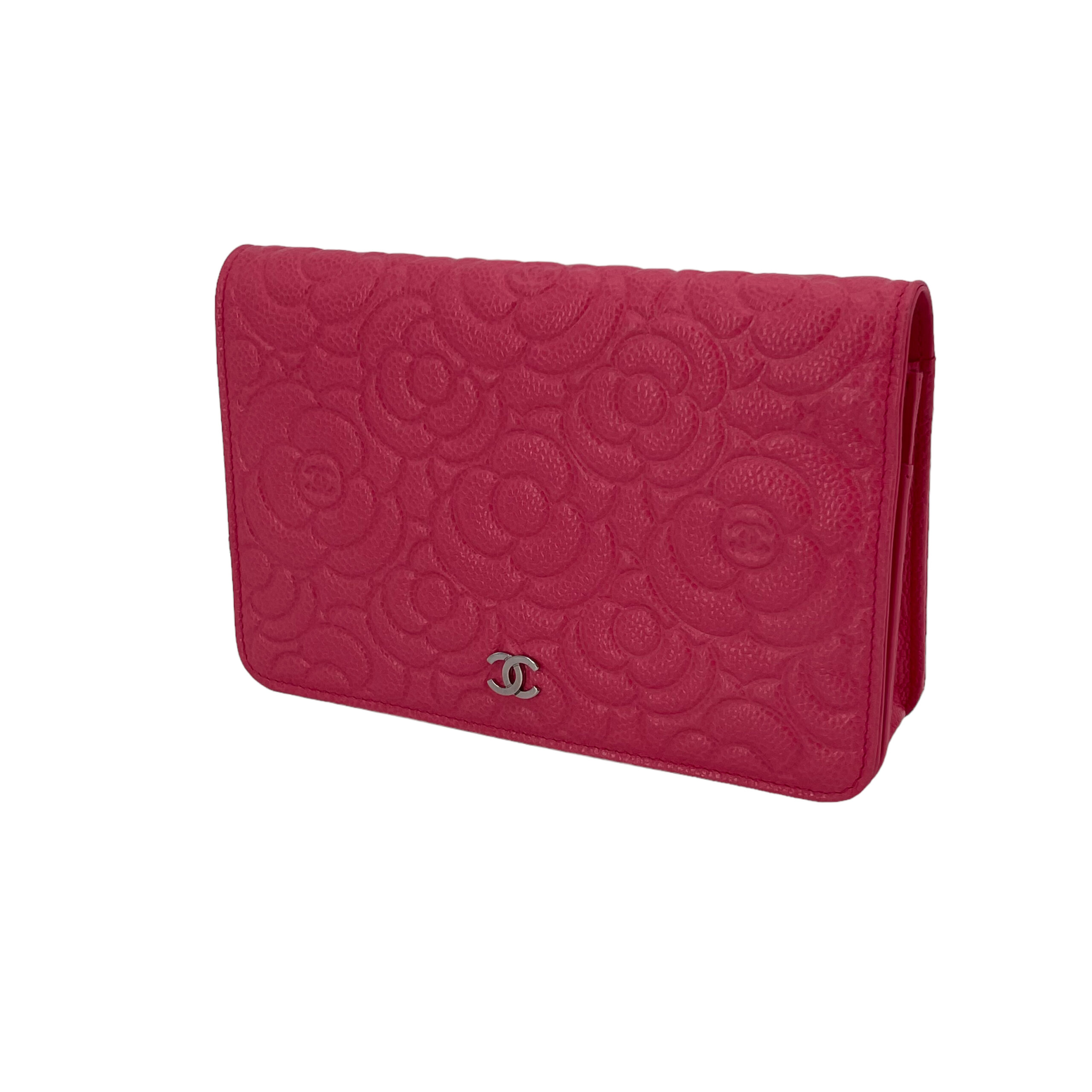 Chanel Red Camilla wallet with dust-bag. in 2023