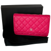 Chanel Wallet on Chain WOC Pochette Kalbsleder Dark Pink Chanel Chanel 18 Chanel Wallet on Chain WOC Pochette Kalbsleder Dark Pink Chanel Chanel 18