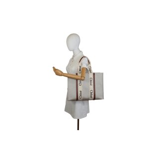 Chloe Woody Tote Bag Large Carrier bags Chloe 20 Chloe Woody Tote Bag Large Carrier bags Chloe 20