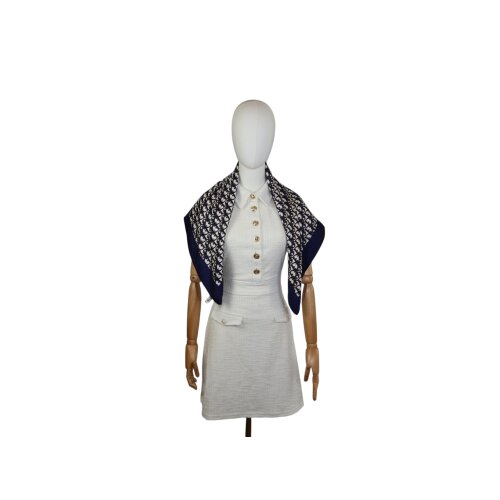 Christian Dior Carré Scarf Oblique Silk Scarves and shawls Carre 7 Christian Dior Carré Scarf Oblique Silk Scarves and shawls Carre 7