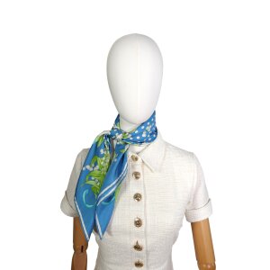 Christian Dior Carré Seidentuch mit floralem Muster Tücher und Schals Carre 18 Christian Dior Carré Seidentuch mit floralem Muster Tücher und Schals Carre 18