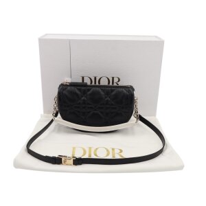 Dior Vibe Hobo Small NEU im SHOP Dior 23