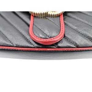 Gucci Marmont Medium Gucci Gucci 32 Gucci Marmont Medium Gucci Gucci 32