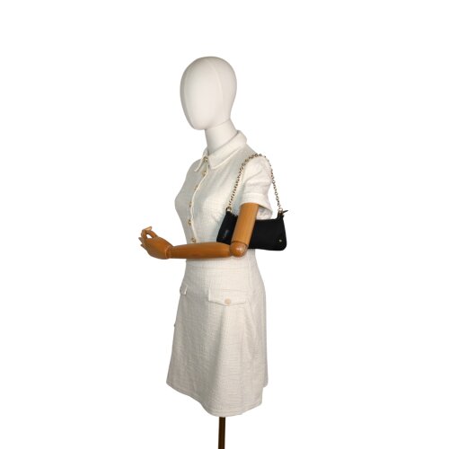 Gucci GG Canvas Nail Chain Pochette Schwarz Gucci Gucci 6 Gucci GG Canvas Nail Chain Pochette Schwarz Gucci Gucci 6