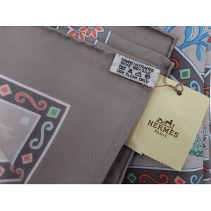 Hermès Carré 90 Peuple du Vent Silk Hermès Hermes 33 Hermès Carré 90 Peuple du Vent Silk Hermès Hermes 33