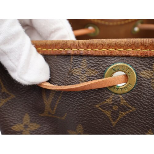 Louis Vuitton Noe Petit Monogram Canvas Handtaschen Louis Vuitton 19