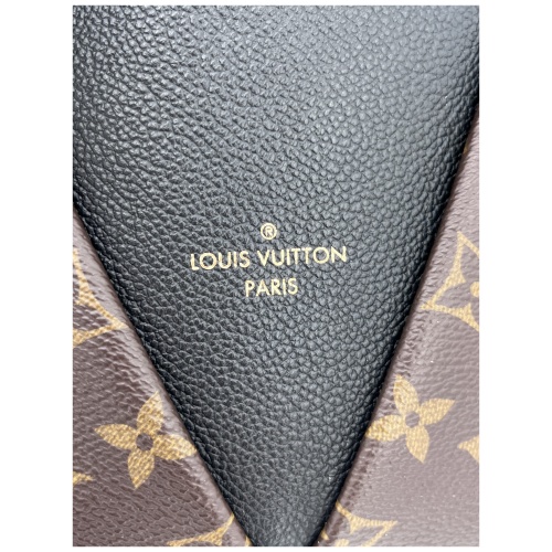 Louis Vuitton V Tote BB Monogram Noir Cara