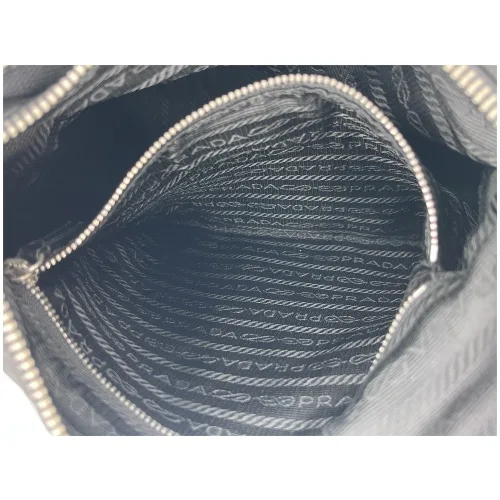 Prada Nylon Umhängetasche Schwarz