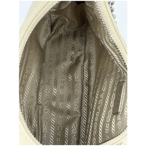 Prada Re-Edition 2005 Beige