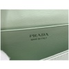 Prada Kartenetui mit Schulterriemen und Kristallen Acqua Kleinlederwaren Prada 39 Prada Kartenetui mit Schulterriemen und Kristallen Acqua Kleinlederwaren Prada 39