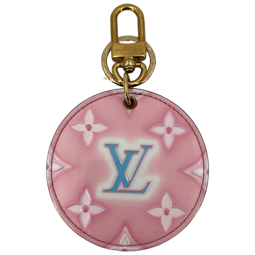 Louis Vuitton Valentine's Day Illustre Bag Charm and Key Holder – Liyah's  Luxuries