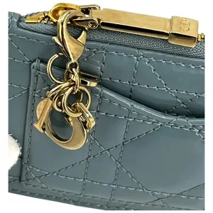Christian Dior Lady Dior Cosmos Kartenetui Hellblau