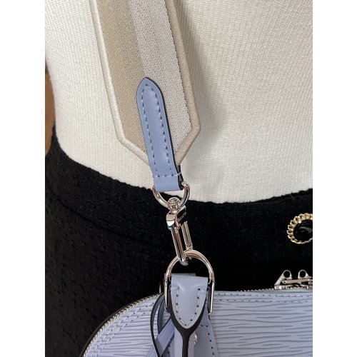 Louis Vuitton Alma BB Epi Bleu Nuage Handtaschen Louis Vuitton 18 Louis Vuitton Alma BB Epi Bleu Nuage Handtaschen Louis Vuitton 18