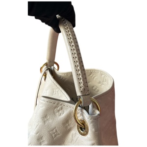 Louis Vuitton Artsy MM Empreinte Creme