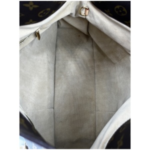 Louis Vuitton Artsy MM Monogram Canvas