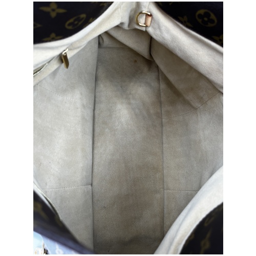 Louis Vuitton Artsy MM Monogram Canvas