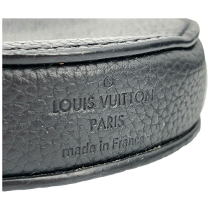 Louis Vuitton Bella Black