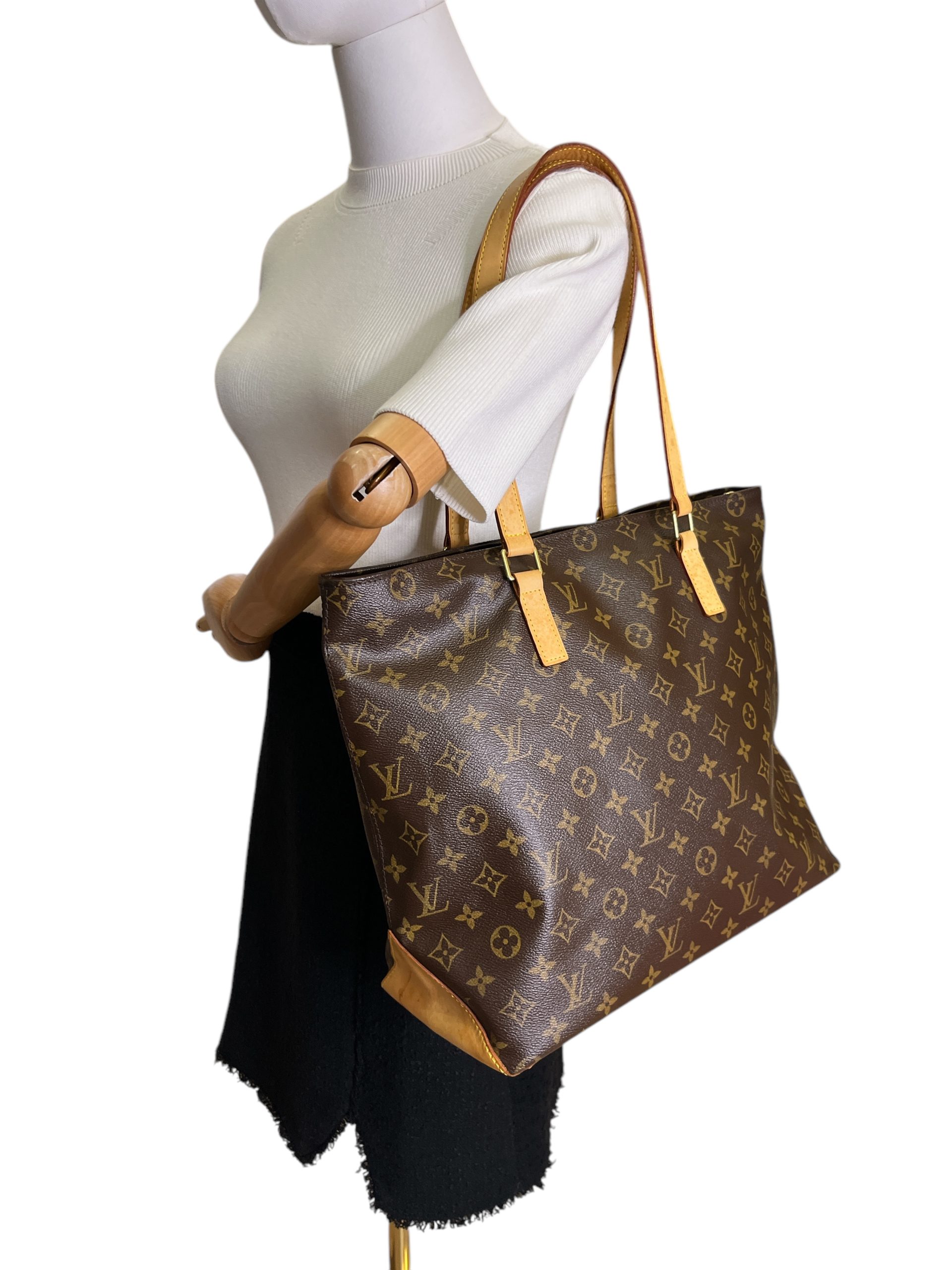 LV モノグラム　CABAS MEZZO　トートバッグ LOUIS VUITTON Monogram Canvas Cabas Mezzo Brown Tote Bag