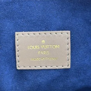 Louis Vuitton Coussin PM Taupe