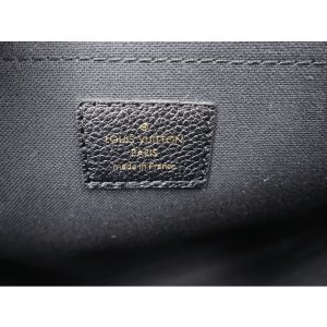 Louis Vuitton Daily Pouch Handbags Louis Vuitton 25 Louis Vuitton Daily Pouch Handbags Louis Vuitton 25