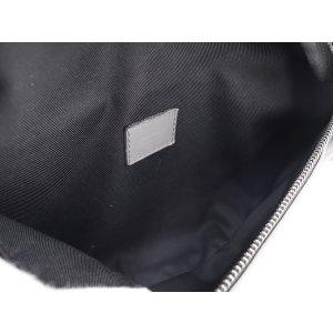 Louis Vuitton Discovery Bumbag Für Herren Louis Vuitton 21 Louis Vuitton Discovery Bumbag Für Herren Louis Vuitton 21