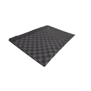 Louis Vuitton Discovery Pochette GM Carrier bags Louis Vuitton 18 Louis Vuitton Discovery Pochette GM Carrier bags Louis Vuitton 18