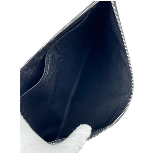 Louis Vuitton Discovery Pochette GM