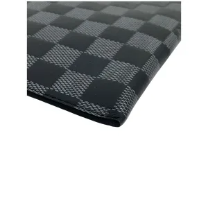 Louis Vuitton Discovery Pochette GM