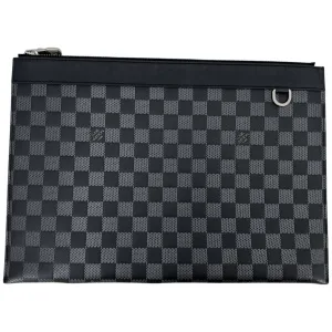 Louis Vuitton Discovery Pochette GM