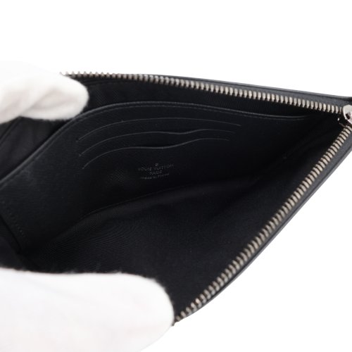 Louis Vuitton Discovery Pochette PM For men Louis Vuitton 12 Louis Vuitton Discovery Pochette PM For men Louis Vuitton 12