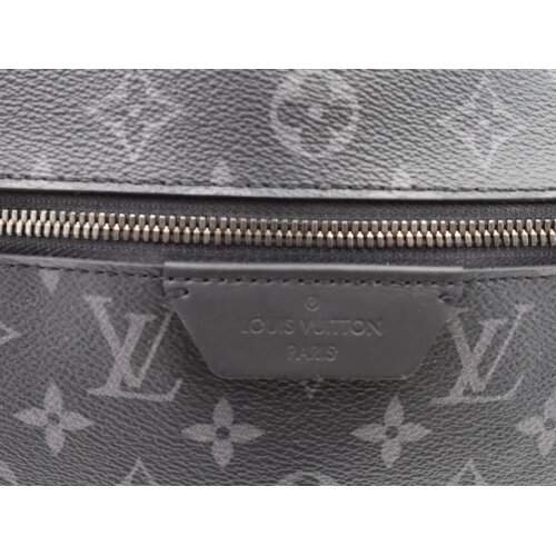 Louis Vuitton Discovery MM Backpack For men Louis Vuitton 13