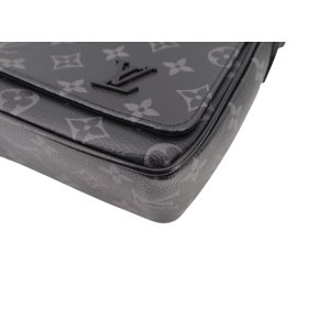 Louis Vuitton District PM Für Herren Louis Vuitton 24