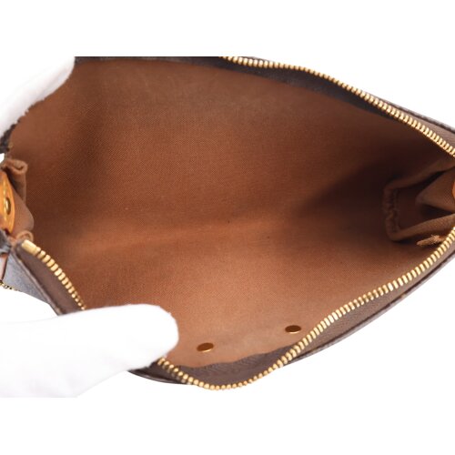 Louis Vuitton Eva Pochette Monogram Canvas Louis Vuitton Louis Vuitton 15 Louis Vuitton Eva Pochette Monogram Canvas Louis Vuitton Louis Vuitton 15