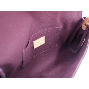 Louis Vuitton Favorite MM Monogram Canvas