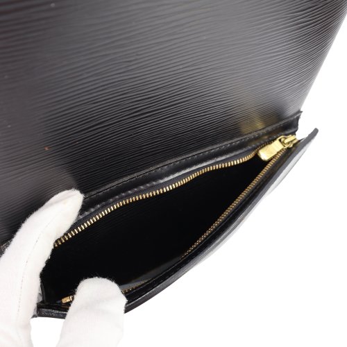Louis Vuitton Gobelins Rucksack Schwarz