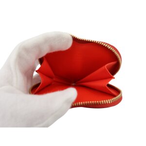 Louis Vuitton Heart Coin Vernis Valentine’s Day Wallet Limited editions Louis Vuitton 22 Louis Vuitton Heart Coin Vernis Valentine’s Day Wallet Limited editions Louis Vuitton 22