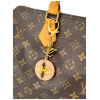 Louis Vuitton Hollow Flower Suede Rose Taschenschmuck Louis Vuitton Louis Vuitton 10 Louis Vuitton Hollow Flower Suede Rose Taschenschmuck Louis Vuitton Louis Vuitton 10