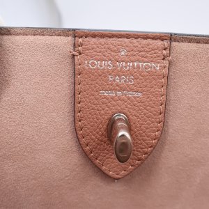 Louis Vuitton Lockme Cabas Bicolor Handbags Louis Vuitton 34