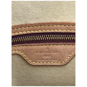 Louis Vuitton Looping GM Monogram Canvas