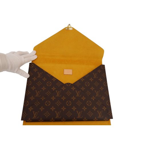 Louis Vuitton Mark Folder Carrier bags Louis Vuitton 13 Louis Vuitton Mark Folder Carrier bags Louis Vuitton 13