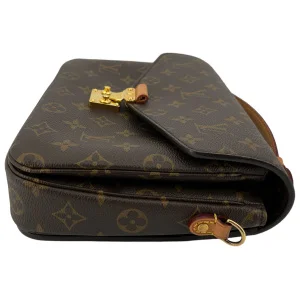 Louis Vuitton Pochette Metis Monogram Canvas