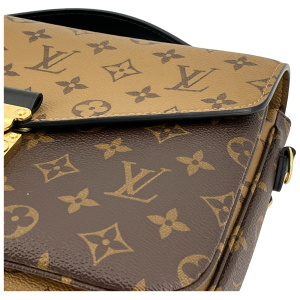 Louis Vuitton Pochette Metis Monogram Reverse Canvas